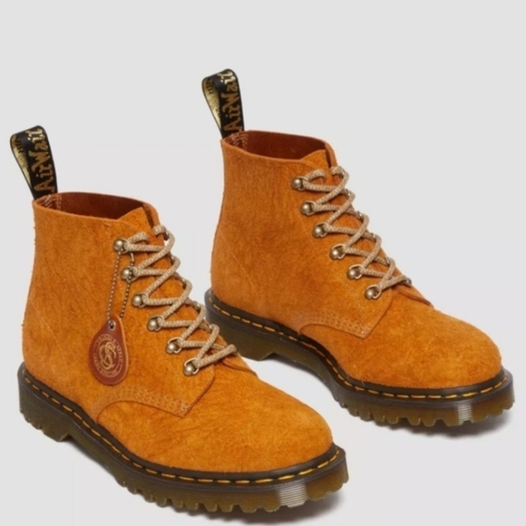 Dr. Martens Shoes - Dr. Martens Airware 101 HDW Women Size 6 Burnt Yellow Rough Finish Suede 032026
